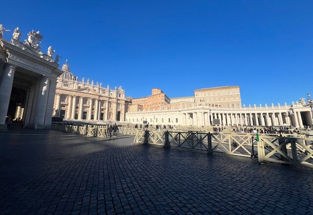 Il Papa e i dipendenti del vaticano