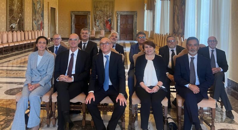 La delegazione dei dipendenti vaticani Adlv ricevuta in udienza